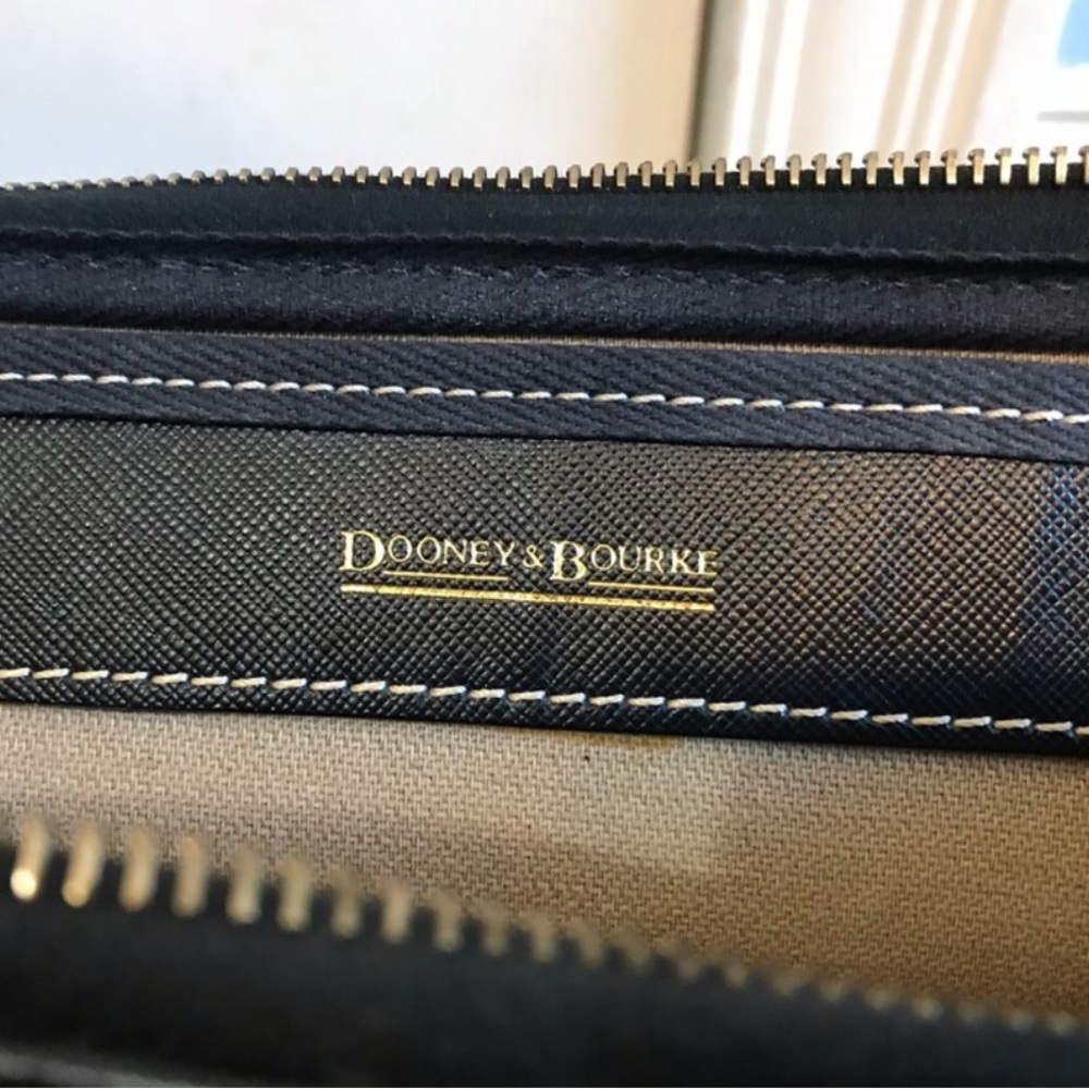Dooney and Bourke Shoulder Bag - Picture 3 of 10